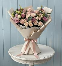 Букет цветов из:  Розы и Лизиантусы #REPLACE_PRED# Бесленеевской