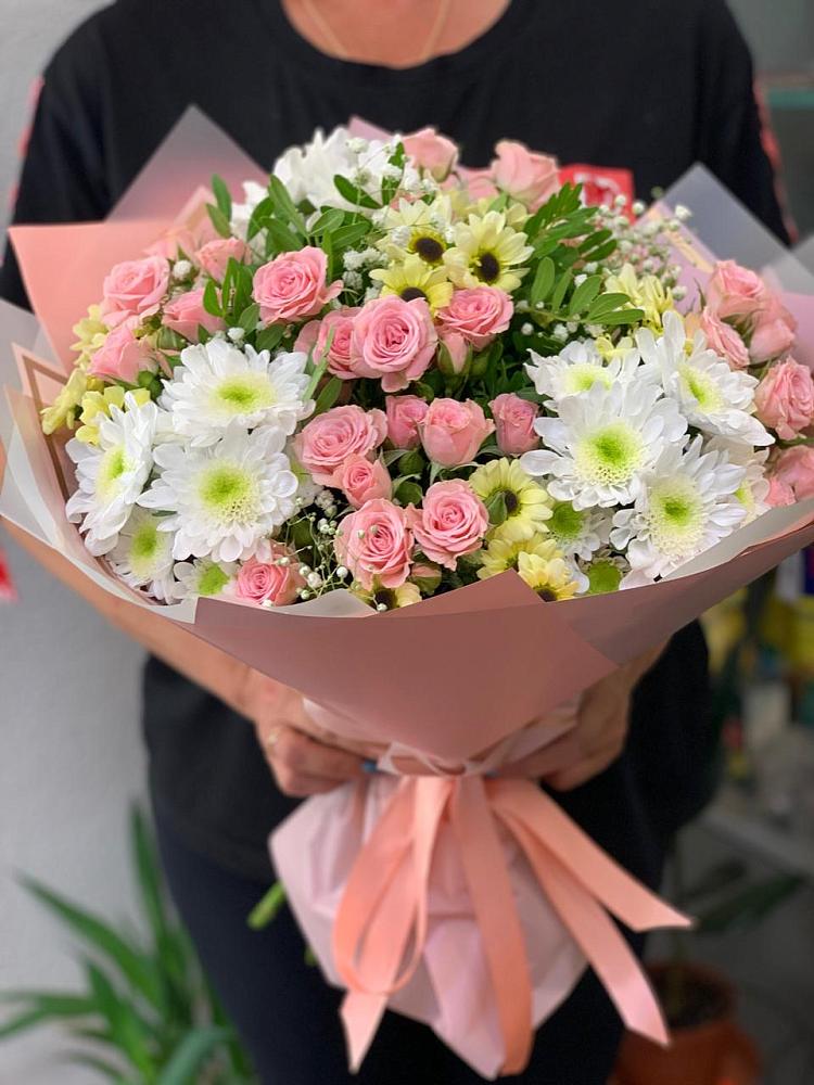 Букет цветов из: Розы и Хризантемы в Бесленеевской