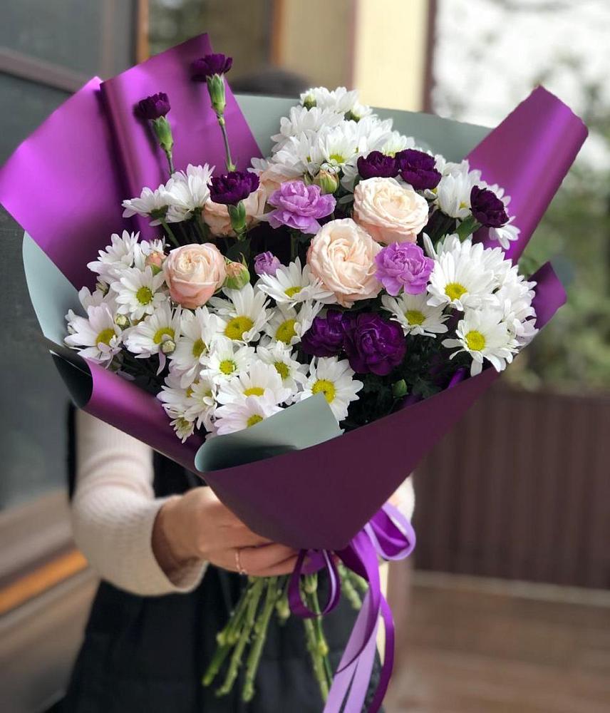 Букет цветов из: Хризантемы, Гвоздики и Розы в Бесленеевской