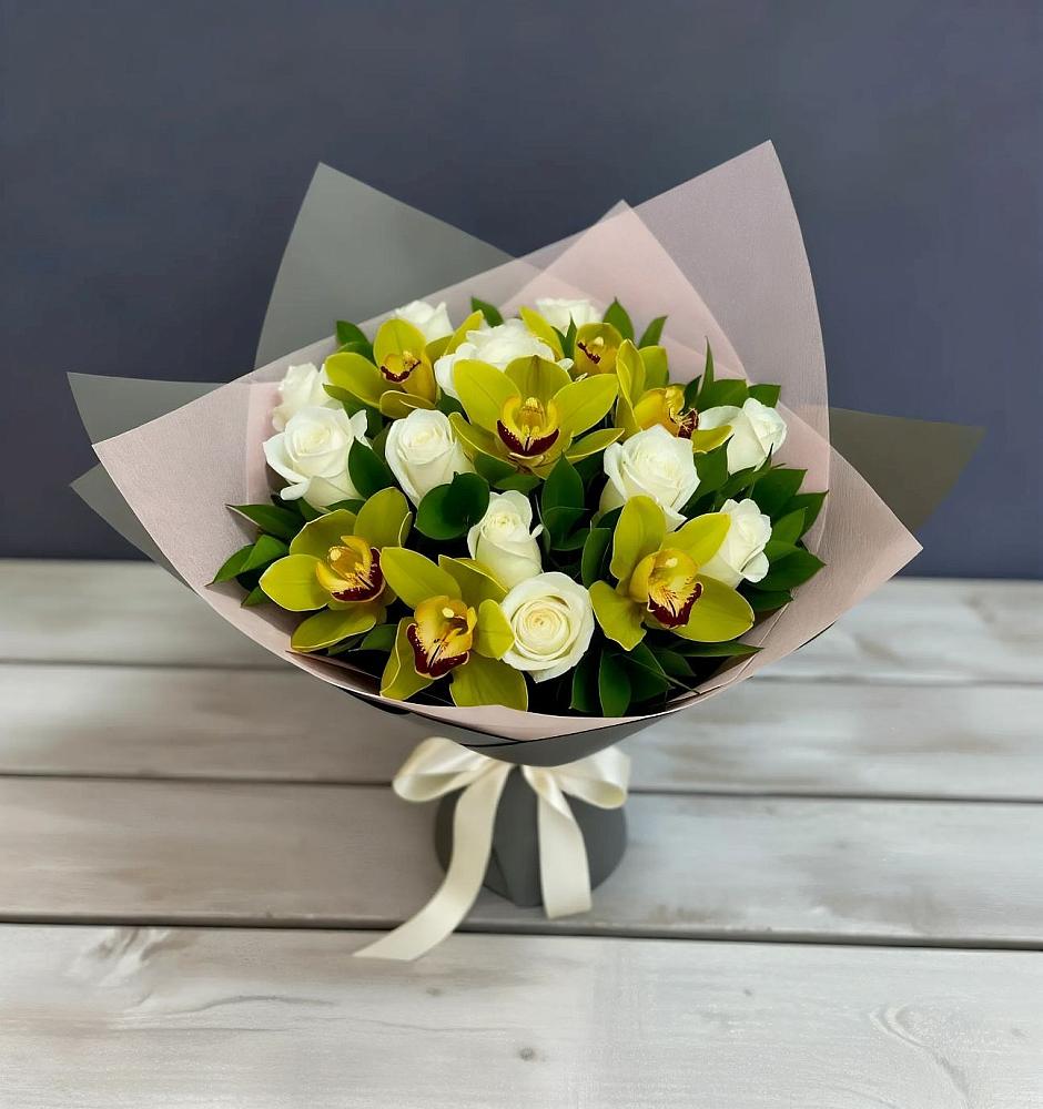 Букет цветов из: Орхидеи и Розы в Бесленеевской