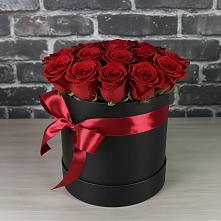 Цветочная композиция из Розы в шляпной коробке в Бесленеевской