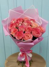 Букет 15 Розовых роз Равель в Бесленеевской
