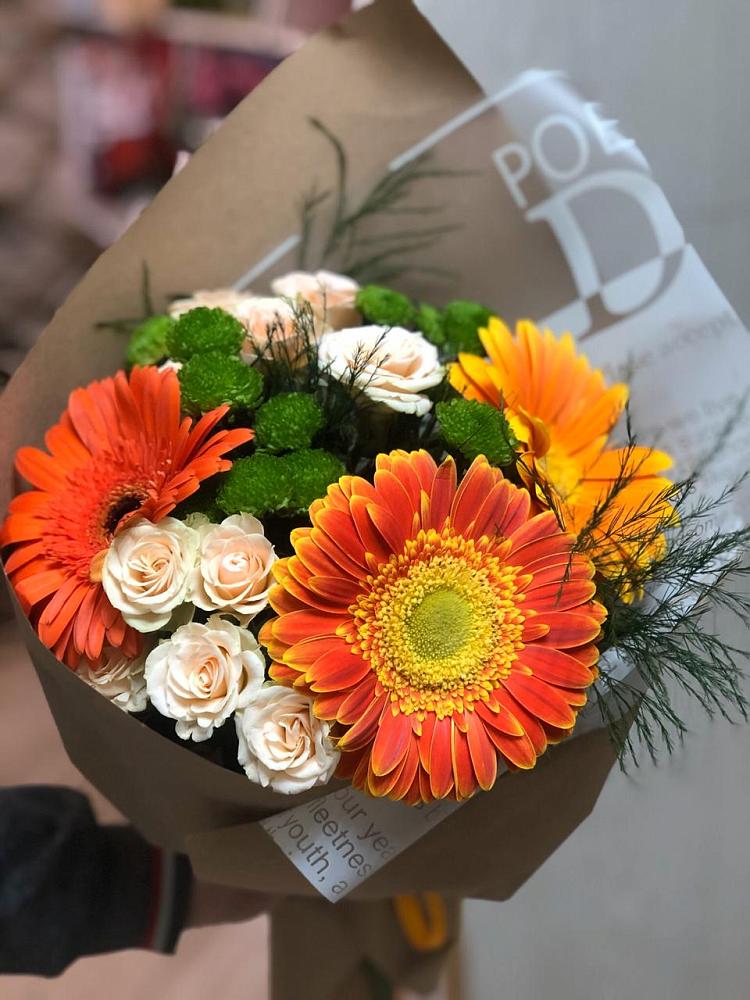 Букет цветов из: Герберы, Хризантемы и Розы в Бесленеевской