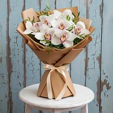 Букет цветов из:  Орхидеи и Розы в Бесленеевской