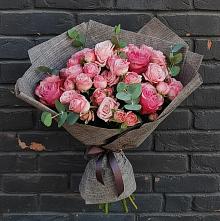 Букет цветов из:  Розы #REPLACE_PRED# Бесленеевской