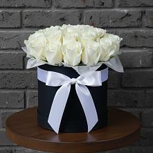 Цветочная композиция из Розы в шляпной коробке в Бесленеевской